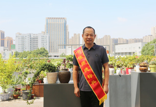 第六届“十佳师德标兵”——体育...